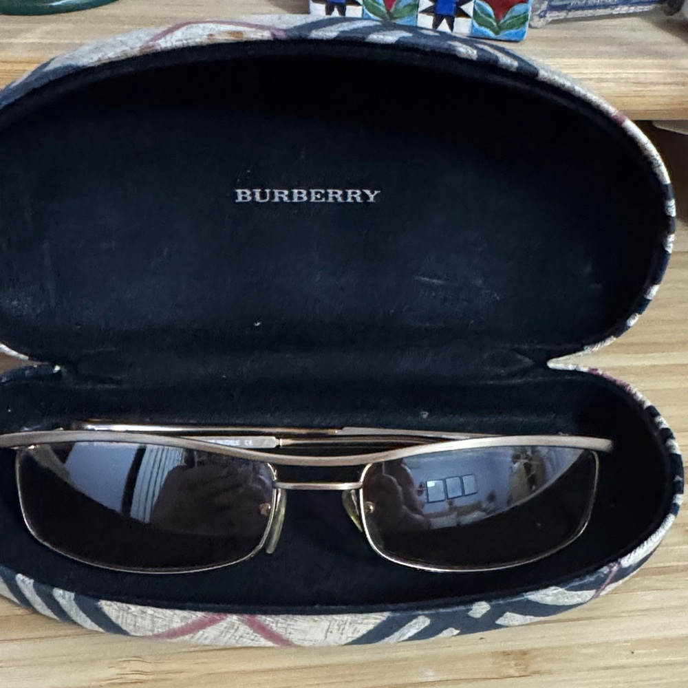 Burberry vintage Gold Metal Sunglasses with Brown Lenses